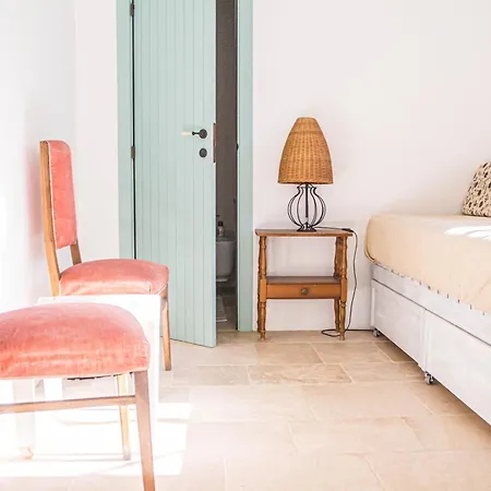 Trullo Edvige By In Puglia Service